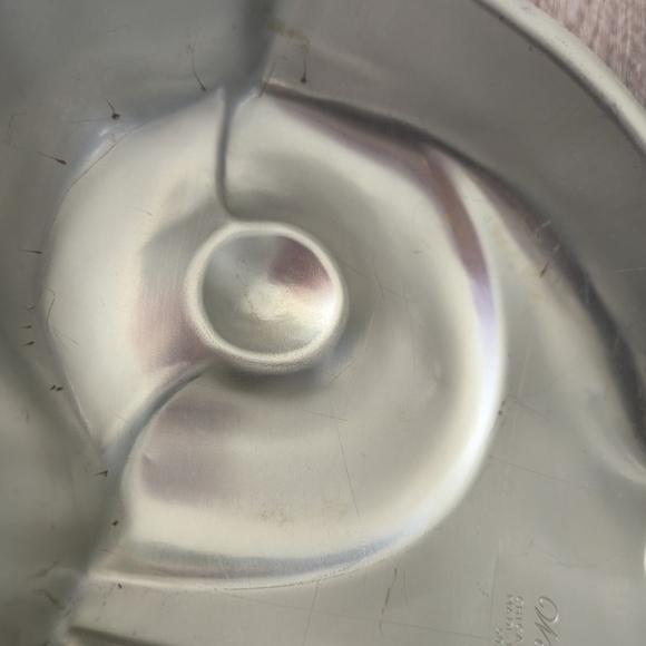 Vintage Wilton Classic Car Cake Pan #502-236 | Kids Birthday Party Baking - Picture 4 of 5